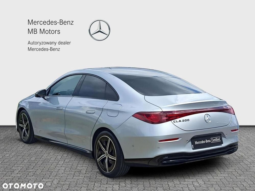 Mercedes-Benz CLA 200 mHEV 8G-DCT - 4
