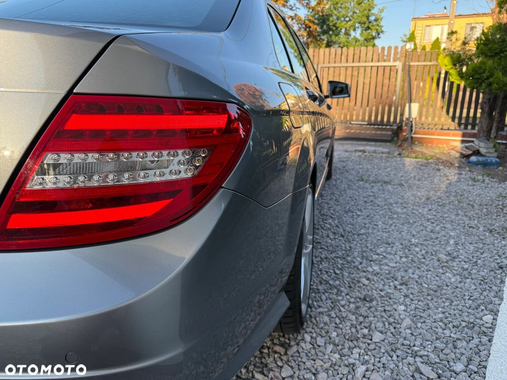 Mercedes-Benz Klasa C 200 (BlueEFFICIENCY) 7G-TRONIC Avantgarde - 6