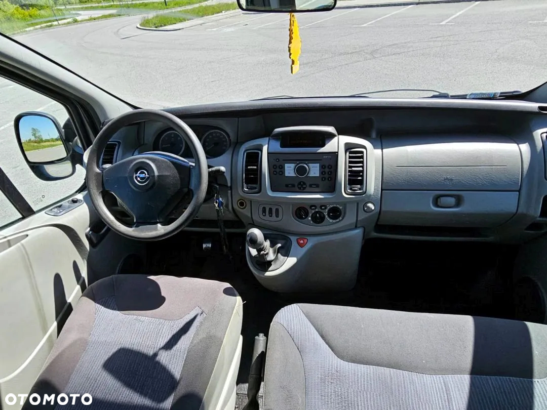 Opel Vivaro - 19