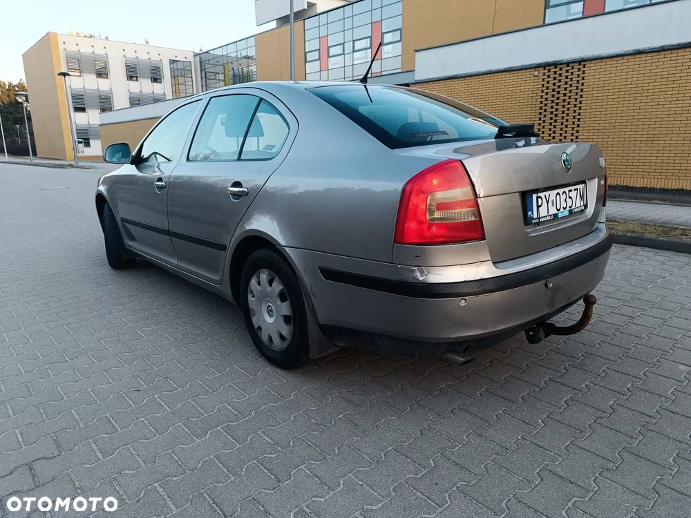 Skoda Octavia 1.6 - 4