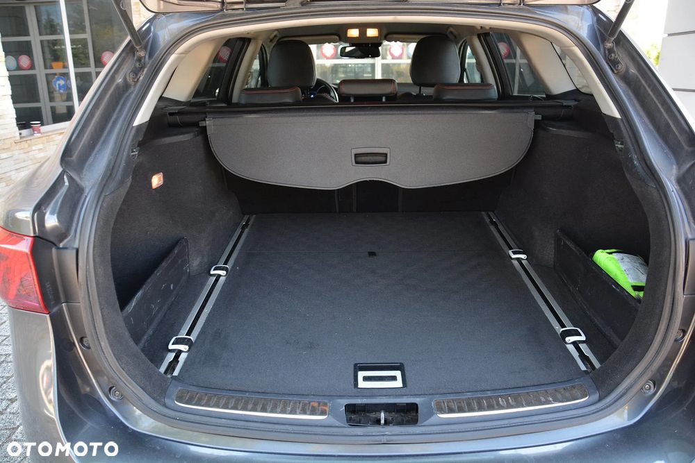 Toyota Avensis 2.0 D-4D Prestige - 11