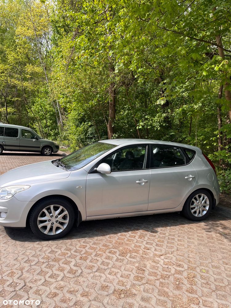 Hyundai i30 1.6 Comfort - 3