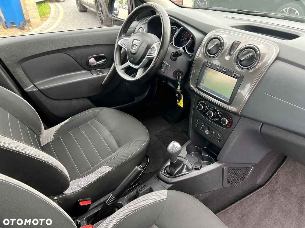 Dacia Sandero 0.9 TCe Laureate S&S Easy-R - 27
