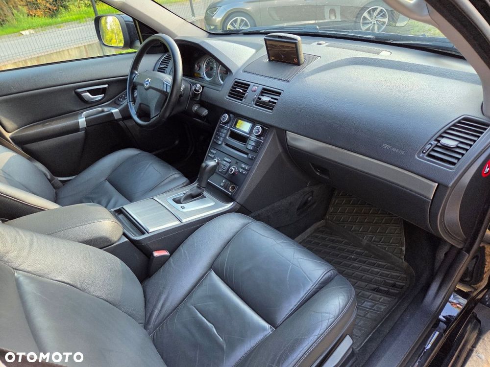 Volvo XC 90 D5 Momentum - 23