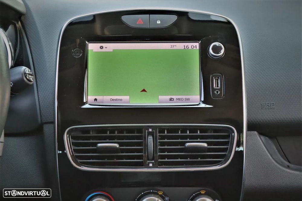 Renault Clio Sport Tourer - 11