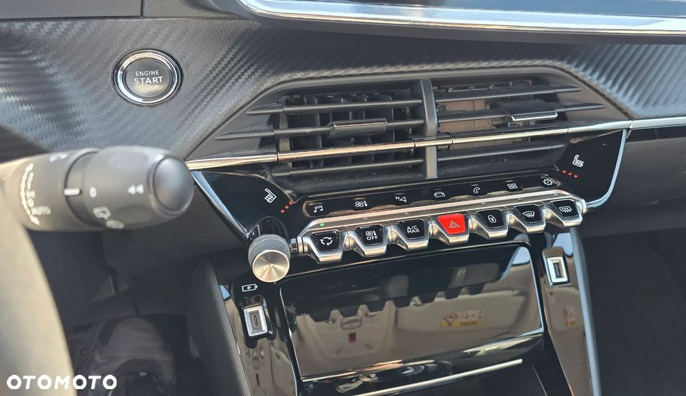 Peugeot 2008 1.5 BlueHDi Allure Pack S&S EAT8 - 19