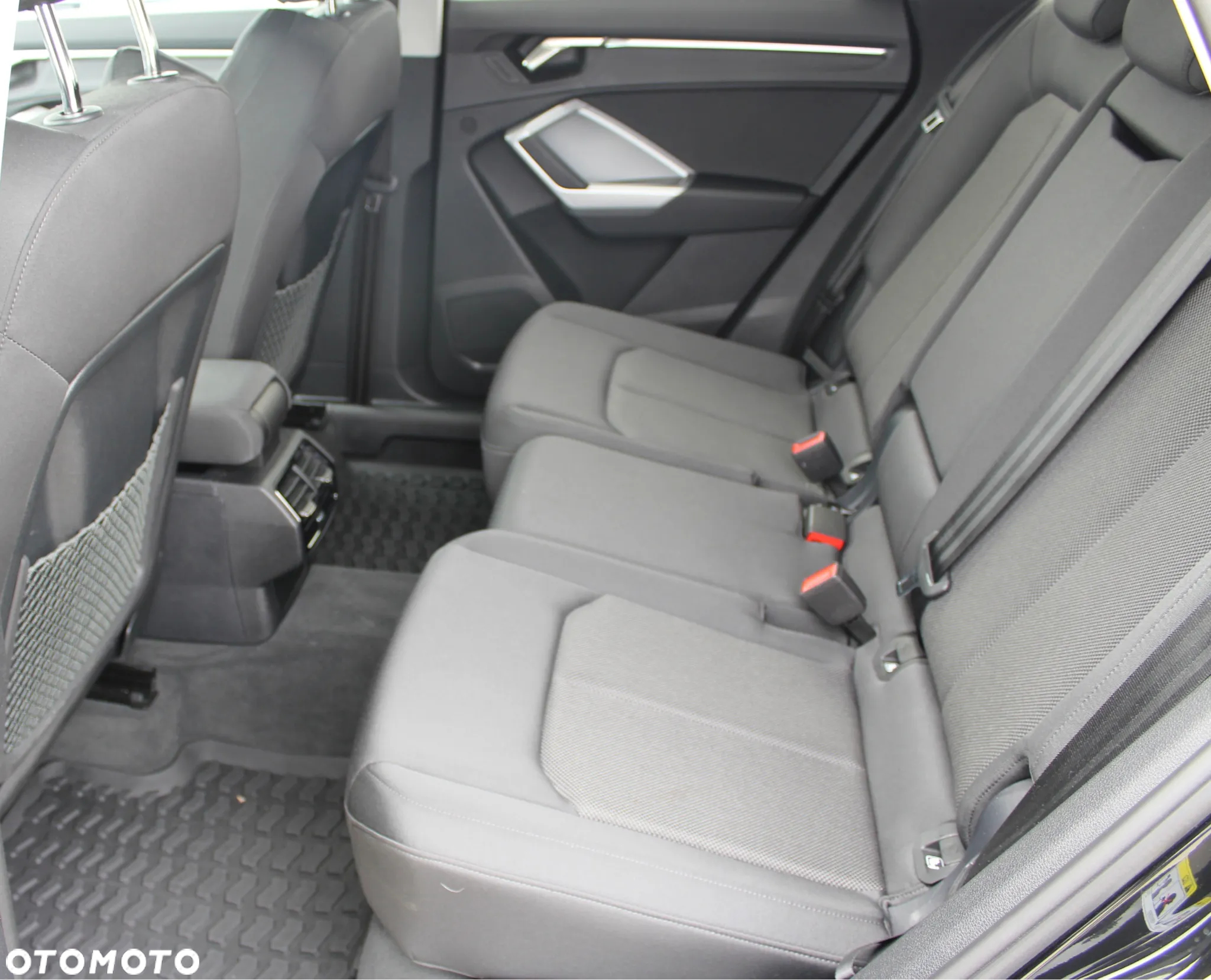 Audi Q3 35 TFSI S tronic - 11
