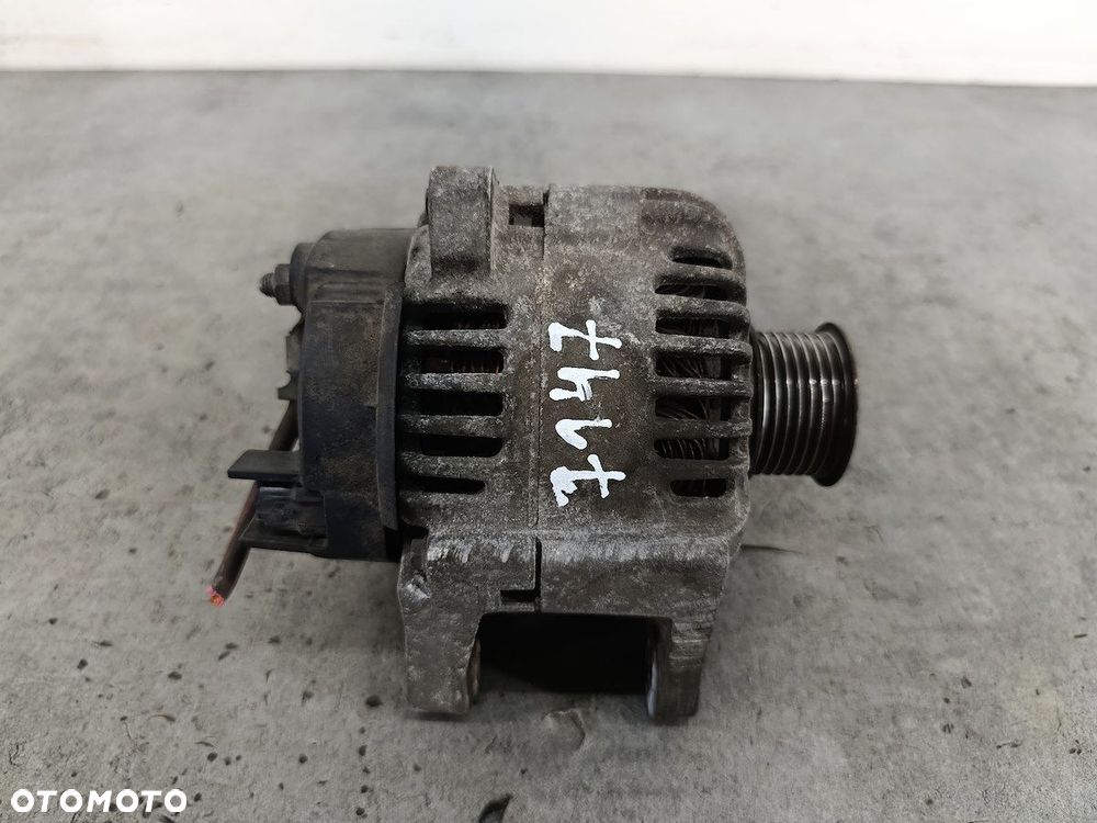 ALTERNATOR RENAULT SCENIC II 8200290215  TG11C022  BOSCH 2.0 16V - 2