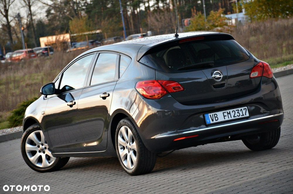 Opel Astra - 9