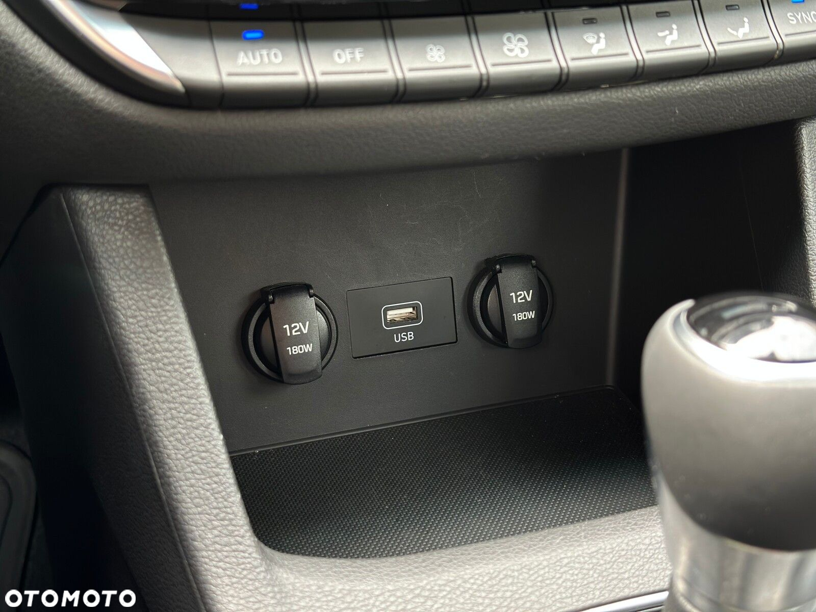 Hyundai i30 1.0 T-GDI Smart DCT - 26