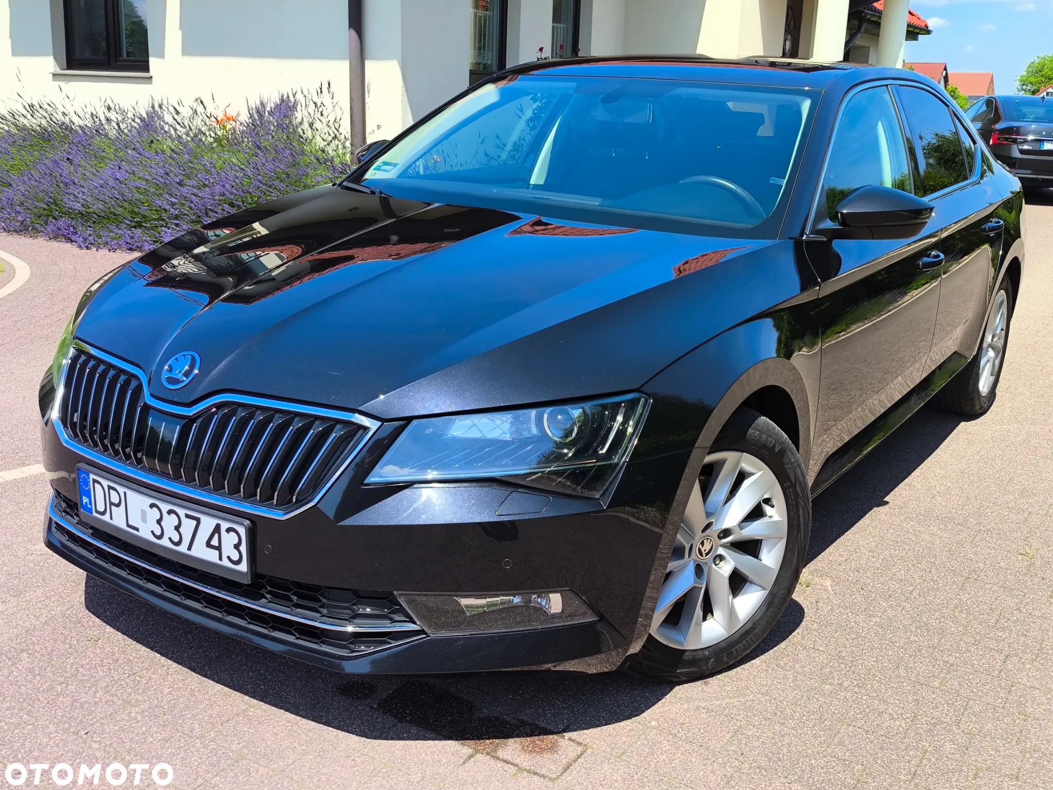 Skoda Superb - 1