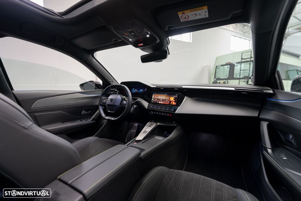 Peugeot 408 1.6 Hybrid GT e-EAT8 - 2