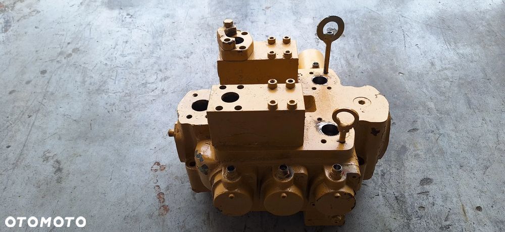 Rozdzielacz hydrauliczny Zettelmeyer 3002 4002 - 2