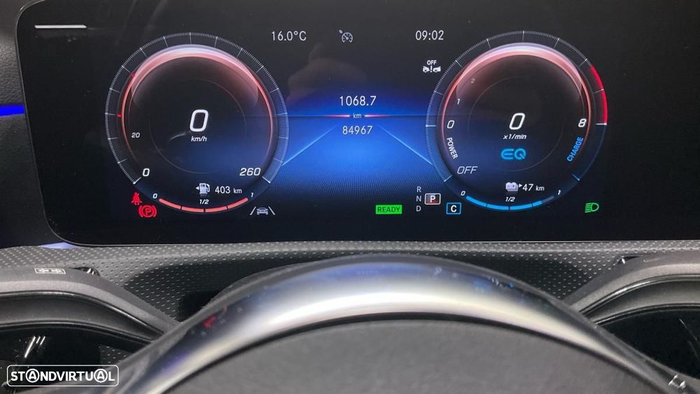 Mercedes-Benz A 250 e 8G-DCT Advanced AMG Line - 4