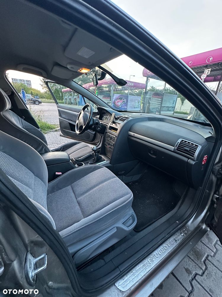 Peugeot 407 2.0 HDI Intense - 13