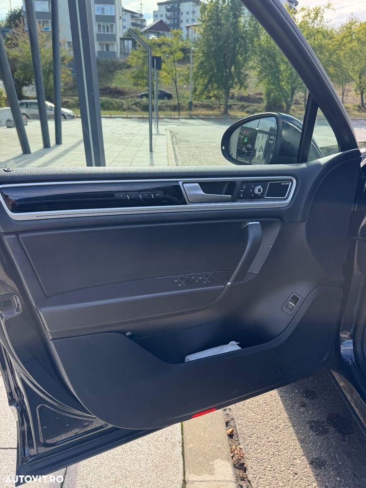 Volkswagen Touareg - 10
