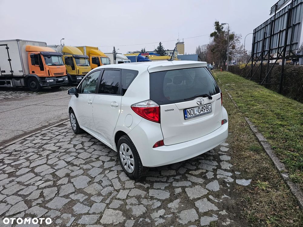 Toyota Verso S 1.33 VVT-i Life - 5