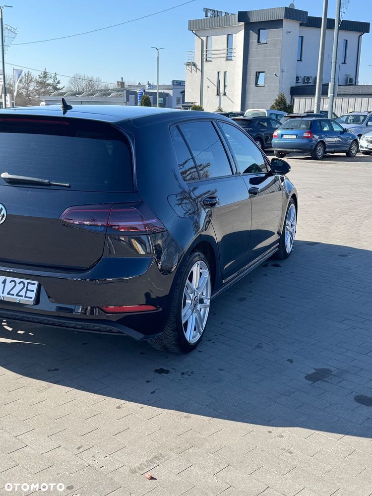 Volkswagen Golf - 3