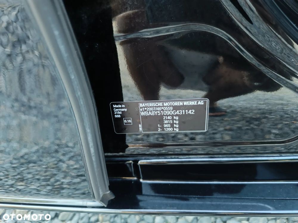 BMW 3GT 318d Advantage - 10