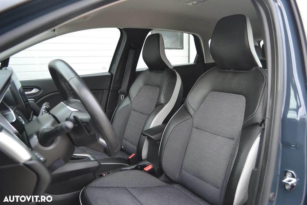 Renault Captur TCe 140 EDC Intense - 30