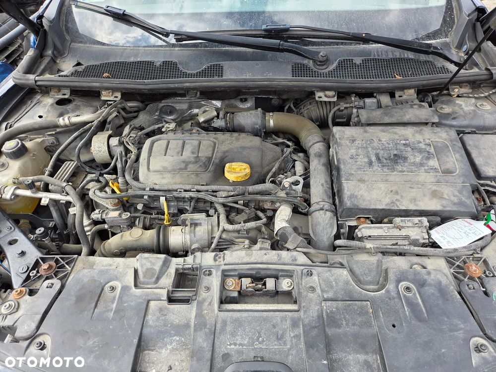 Renault Megane 1.6 dCi Energy Limited EU6 - 8