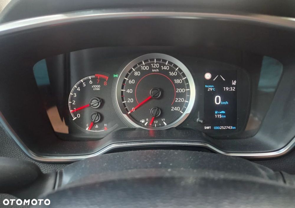 Toyota Corolla 1.6 Premium - 11