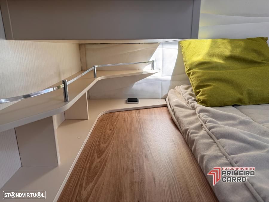 Bavaria Style I740 c.central e basculante - 29