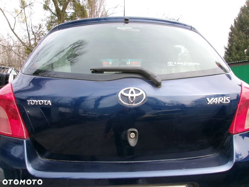 KLAPA TYŁ SZYBA TOYOTA YARIS II  05-11  8P4 - 1