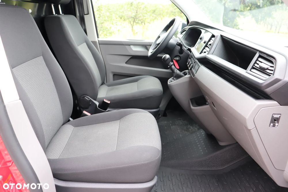 Volkswagen Transporter - 30