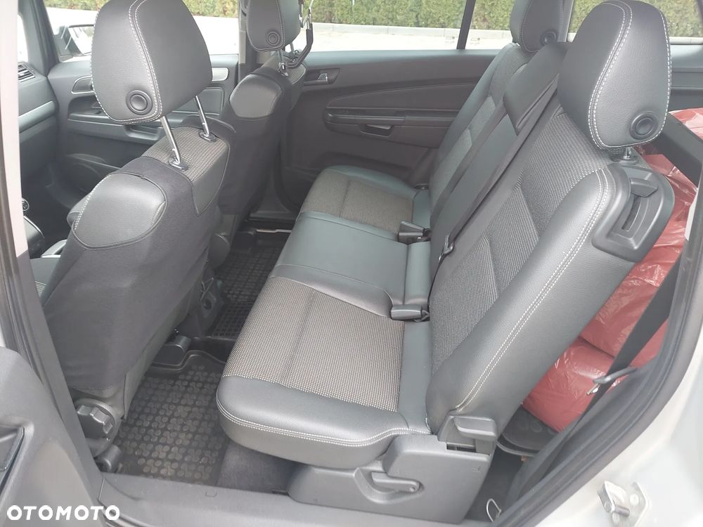 Opel Zafira 1.9 CDTI Cosmo - 8