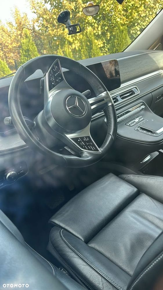 Mercedes-Benz V-Class 2025 photo 5
