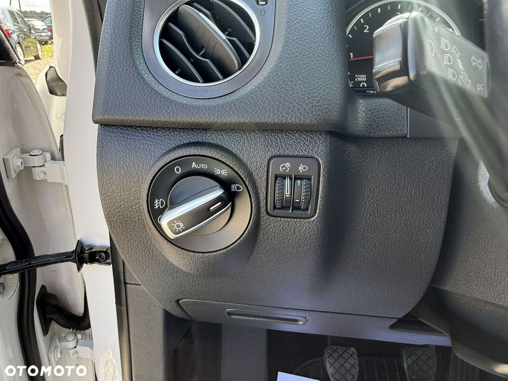 Volkswagen Tiguan - 23