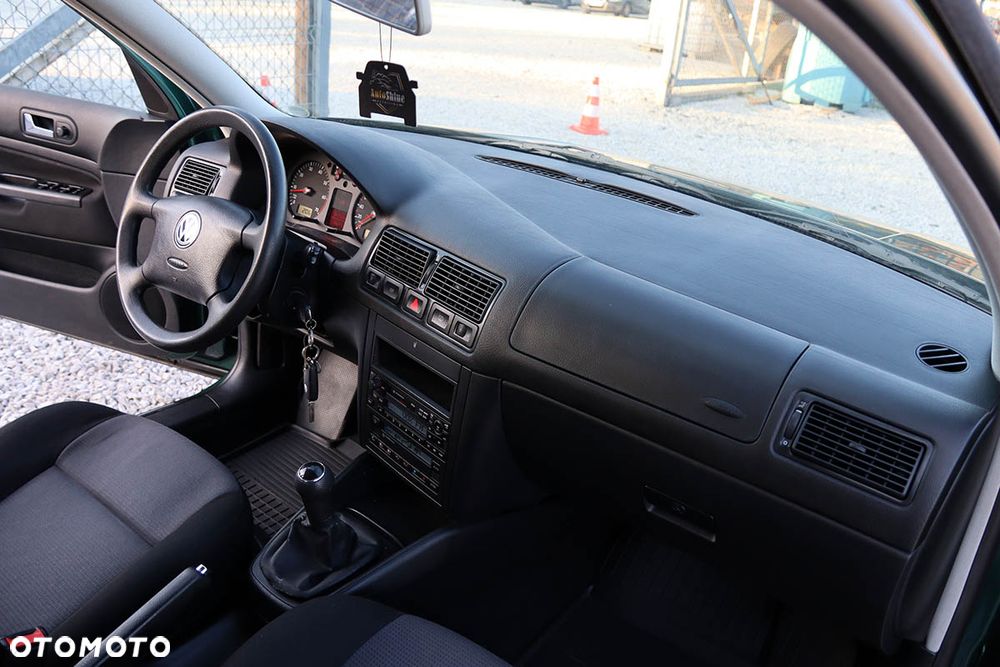 Volkswagen Golf 1.4 Q - 26
