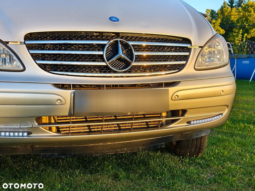 Mercedes-Benz Viano - 11