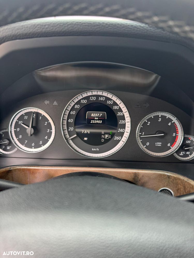 Mercedes-Benz E 250 CDI 4MATIC 7G-TRONIC Elegance - 11