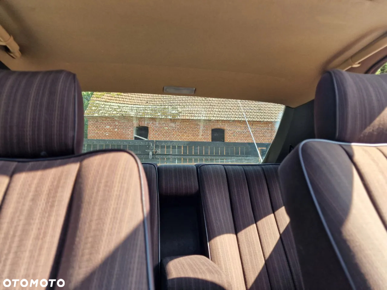 Mercedes-Benz W124 (1984-1993) - 21