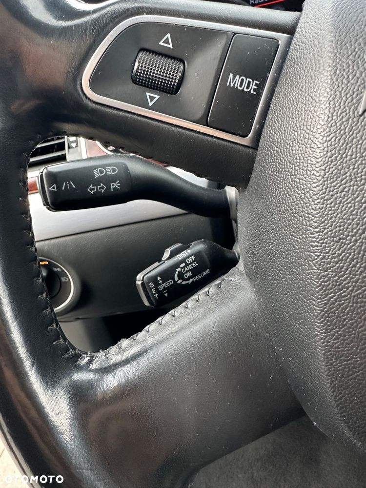 Audi A8 3.0 TDI DPF quattro - 25