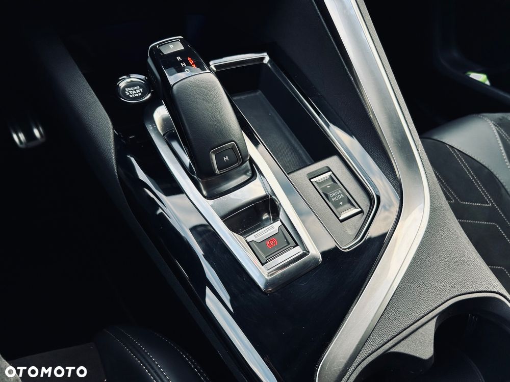 Peugeot 5008 BlueHDi 180 EAT8 GT - 17