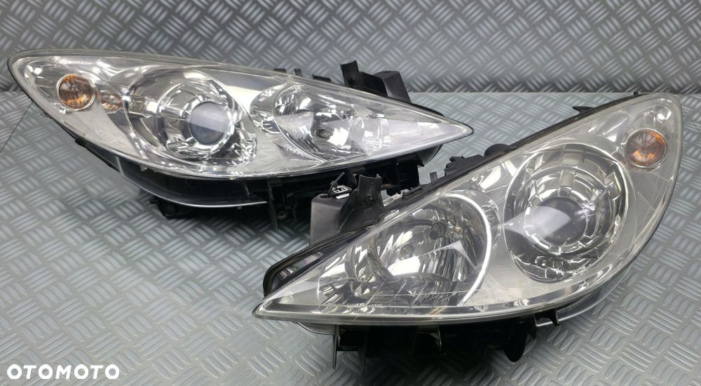 reflektor lampa prawa prawy lewa lewy przód przednia PEUGEOT 307 LIFT HB SW - 2