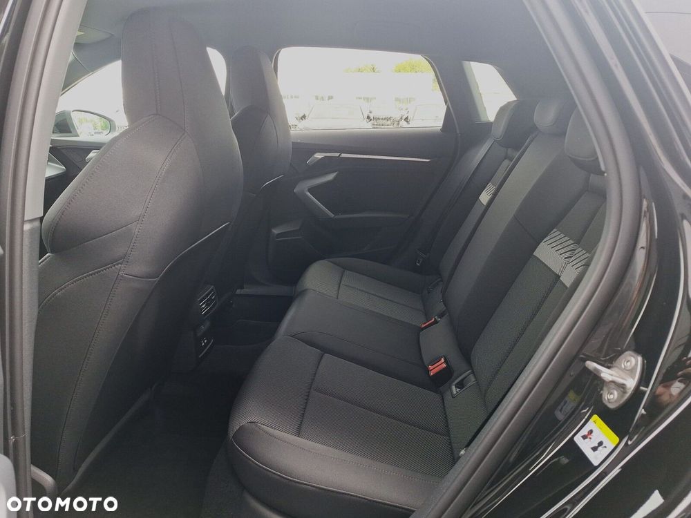 Audi A3 Sportback 35 TFSI mHEV S tronic - 24