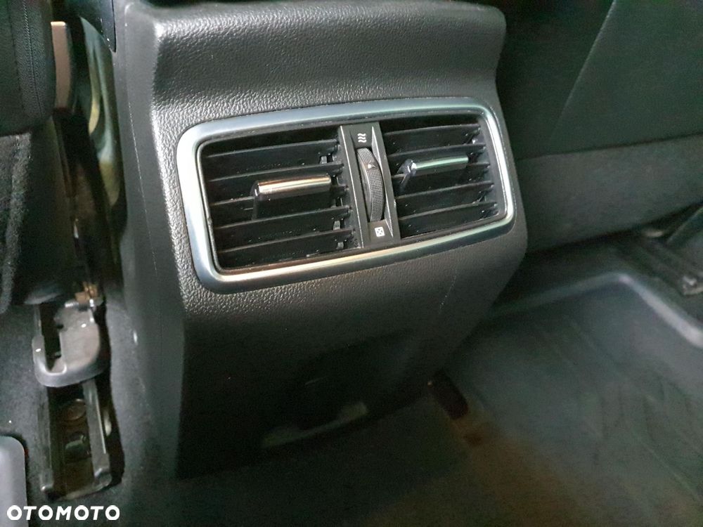 Renault Megane 1.5 Blue dCi Intens EDC - 21