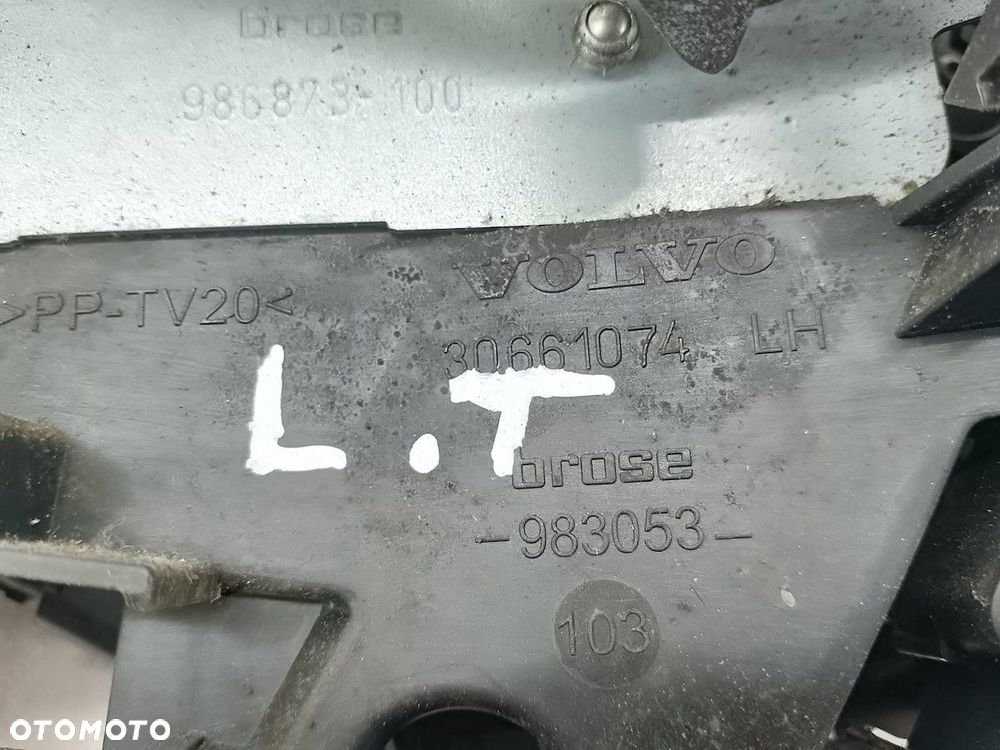 ZAMEK DRZWI LEWY TYŁ VOLVO S80 II ( 07-13 ) 30661074  986920-105 - 9