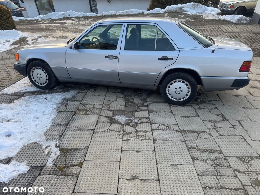 Mercedes-Benz W124 (1984-1993) - 9