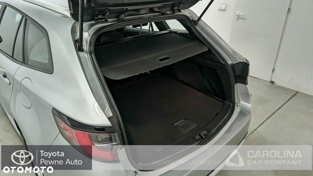 Toyota Corolla 1.8 Hybrid Comfort - 24