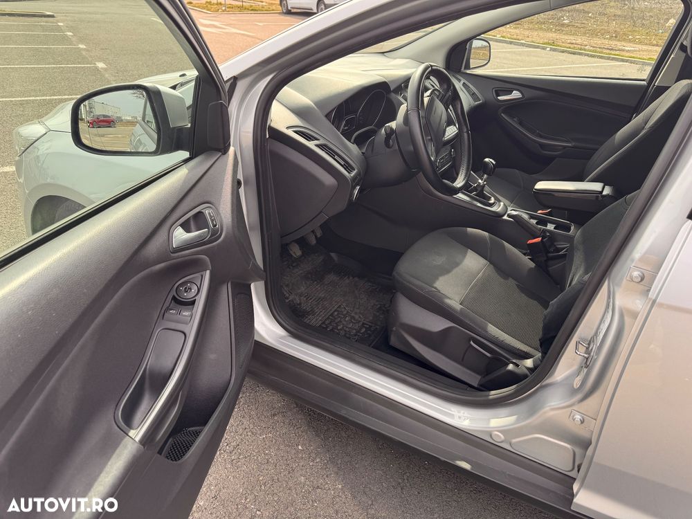 Ford Focus 1.5 TDCi DPF Start-Stopp-System Trend - 12