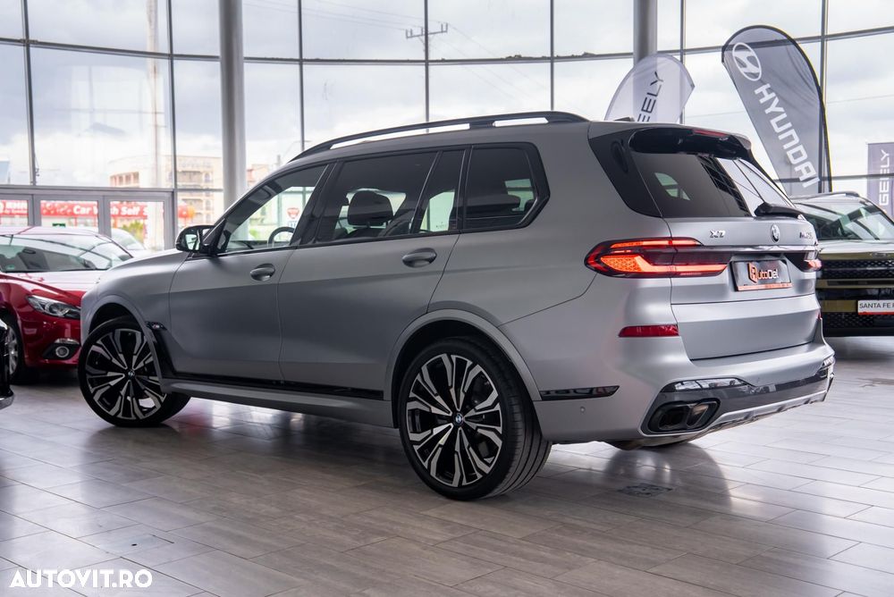 BMW X7 - 12