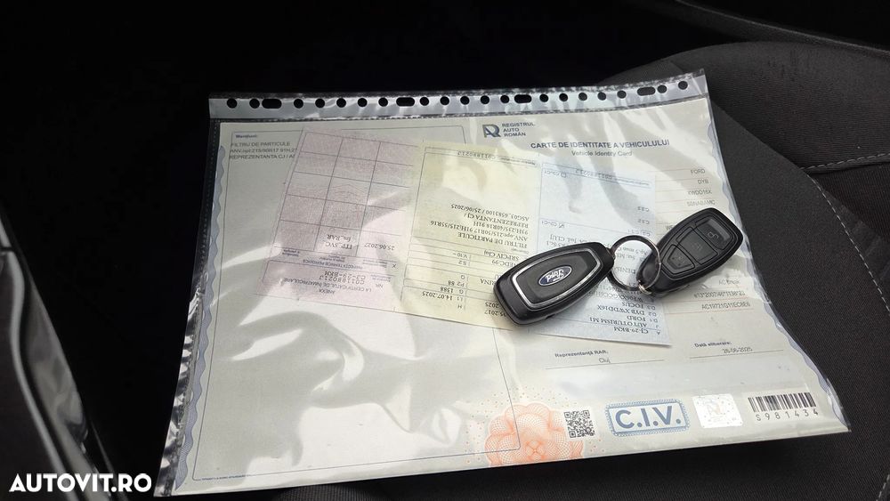 Ford Focus 1.5 EcoBlue Start-Stopp-System Aut. TITANIUM - 30