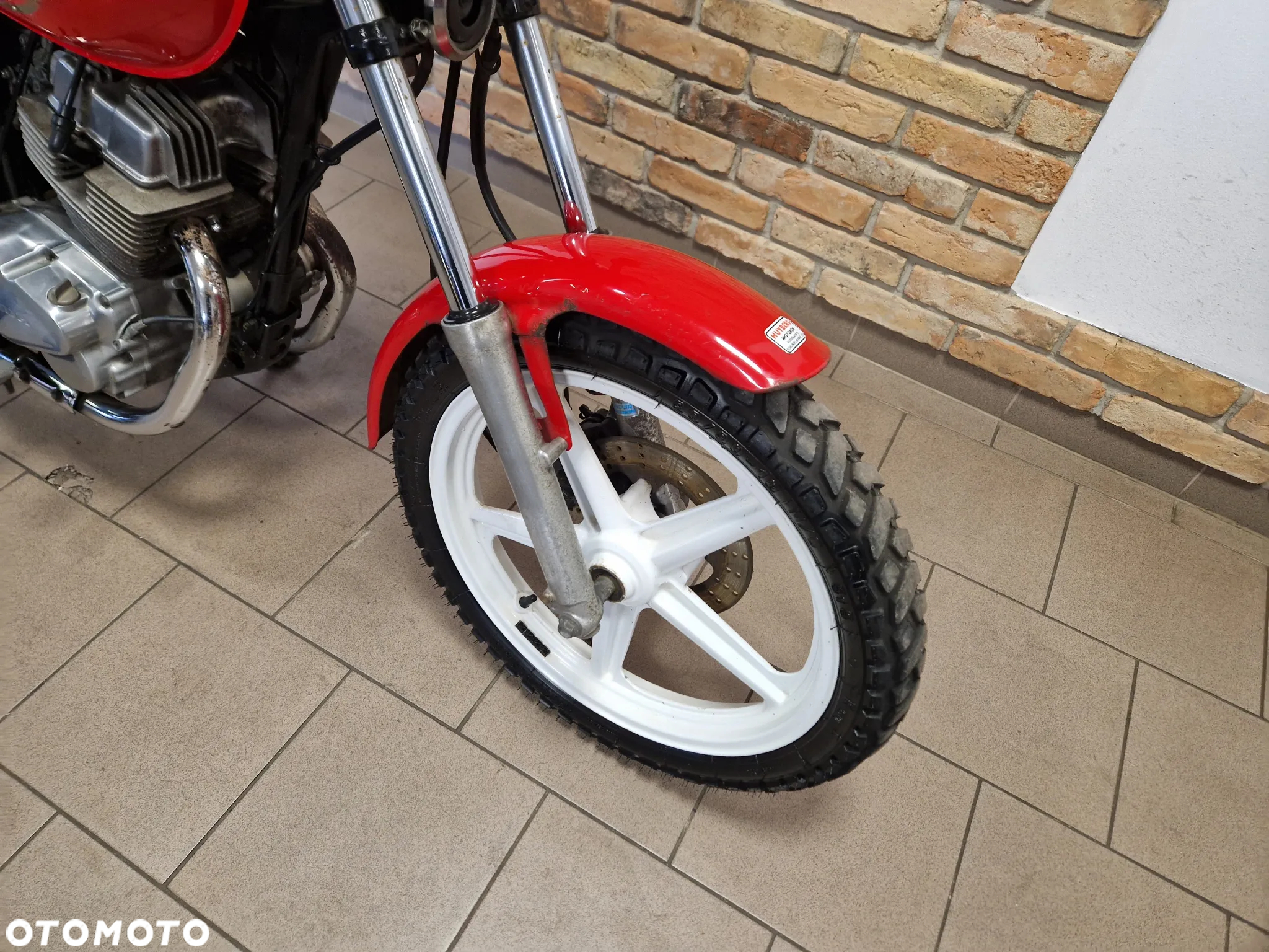Honda CB - 24