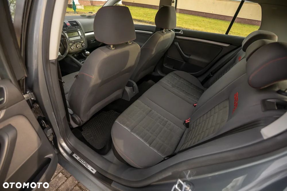 Volkswagen Golf 1.9 TDI Goal - 19