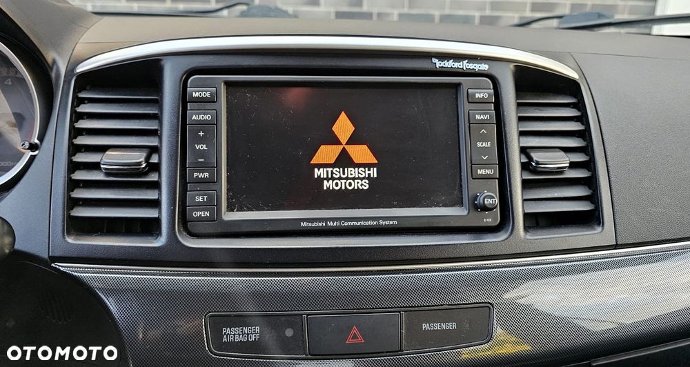 Mitsubishi Lancer 1.8 Instyle NAVI - 19